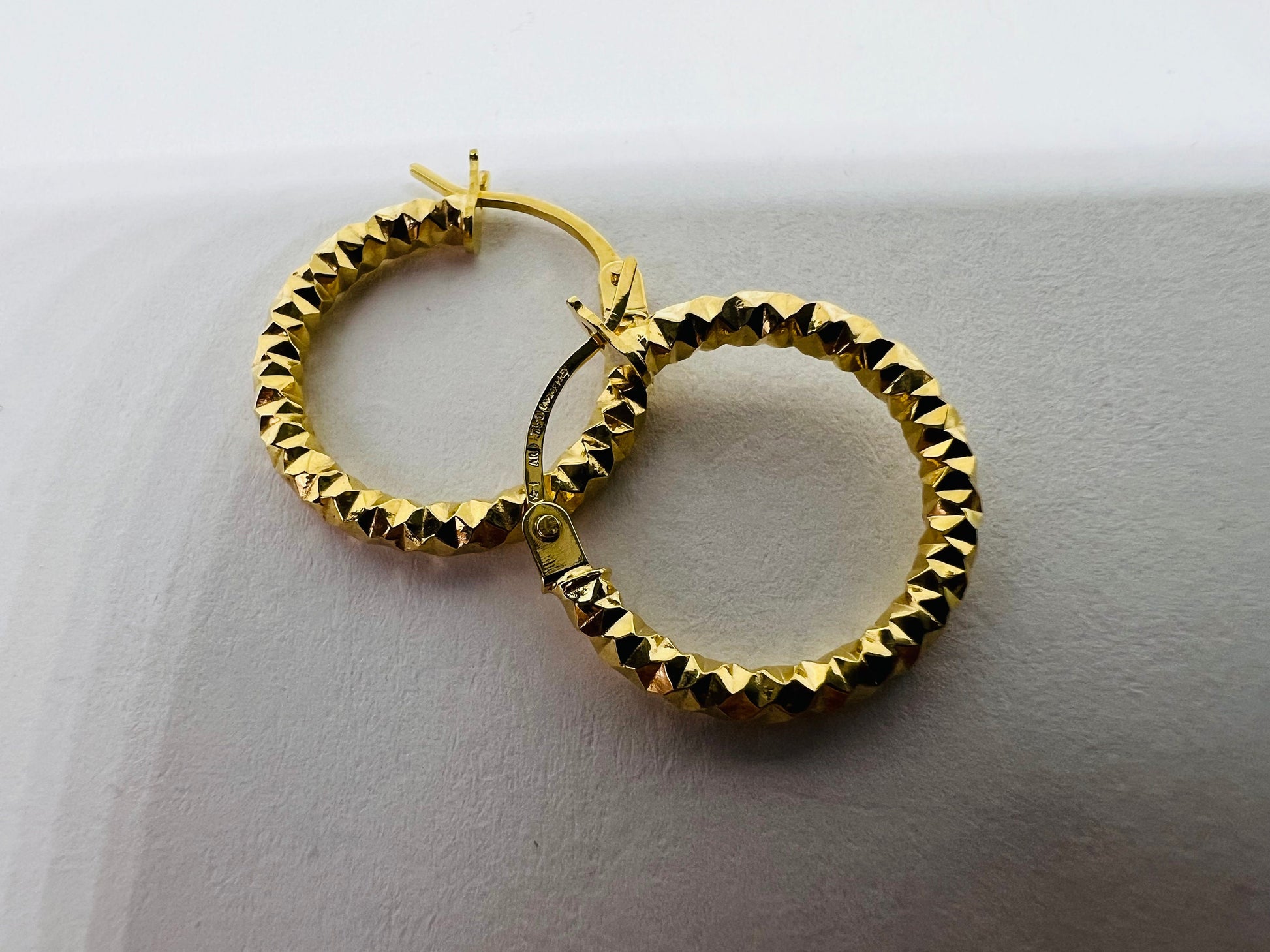 Créoles 10 mm Or Jaune massif 18k 750%