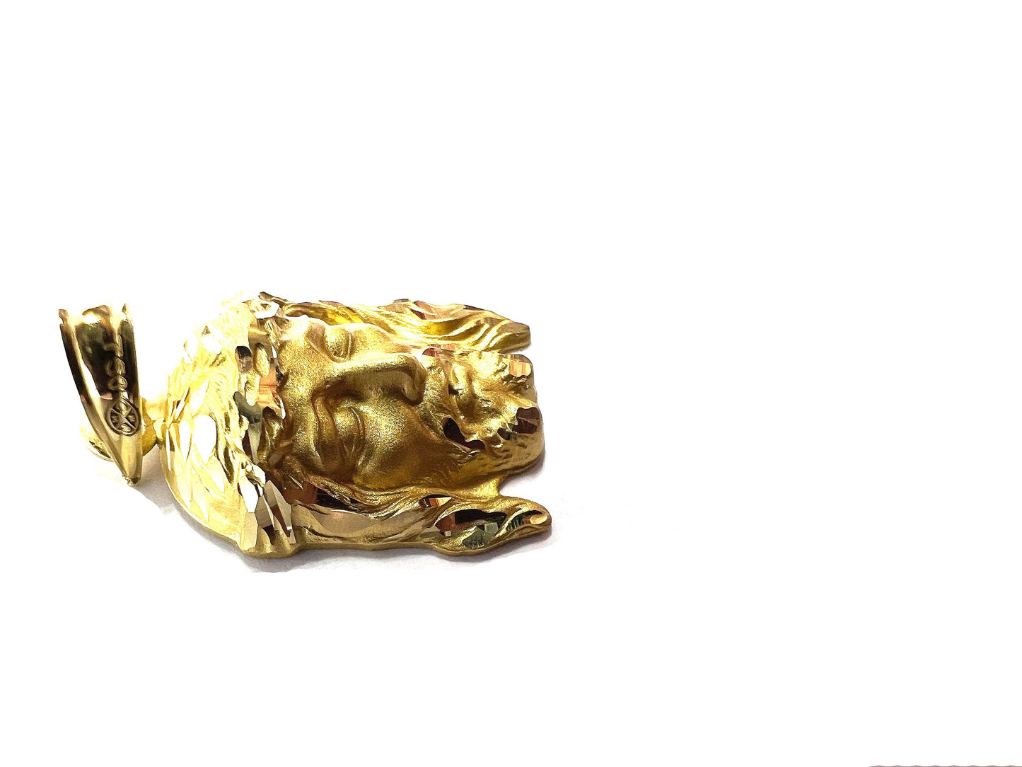 Pendentif Jesus Christ Or jaune massif 18k 750%