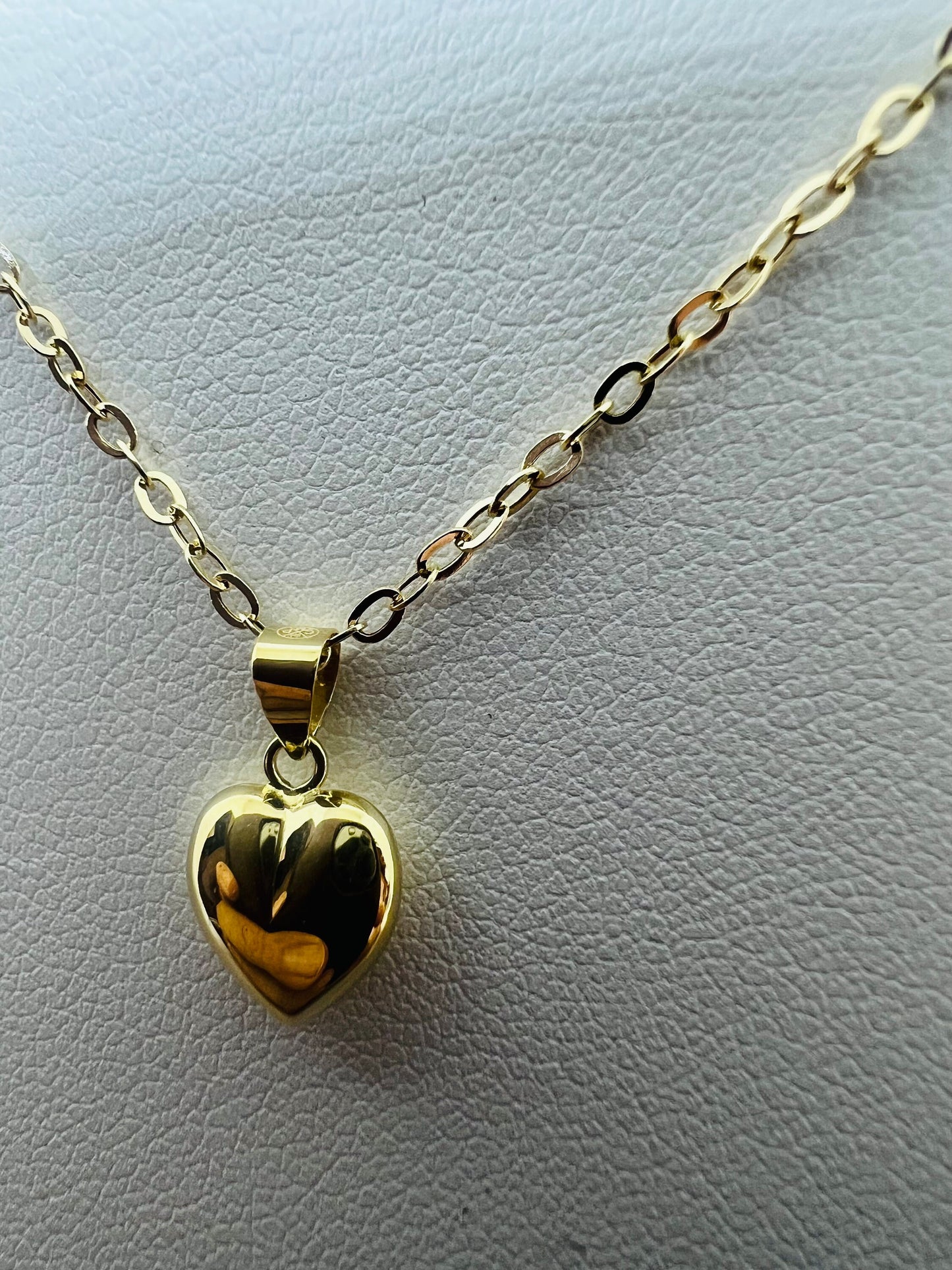 Pendentif Coeur plein Or jaune massif 18k 750%