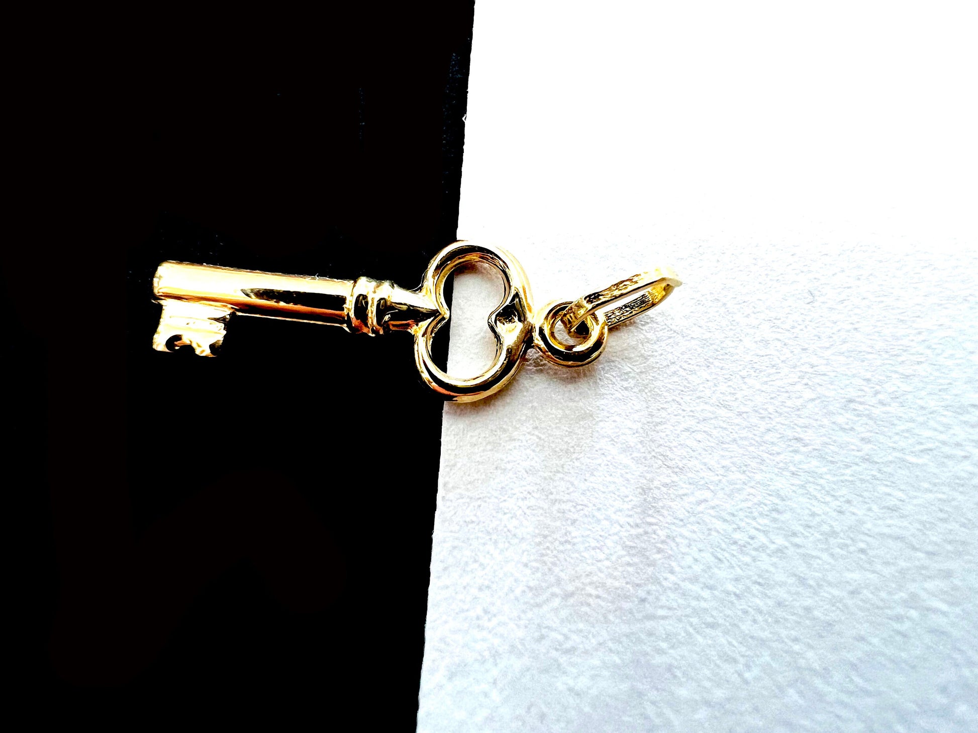 Pendentif Clé Or jaune massif 18k 750%