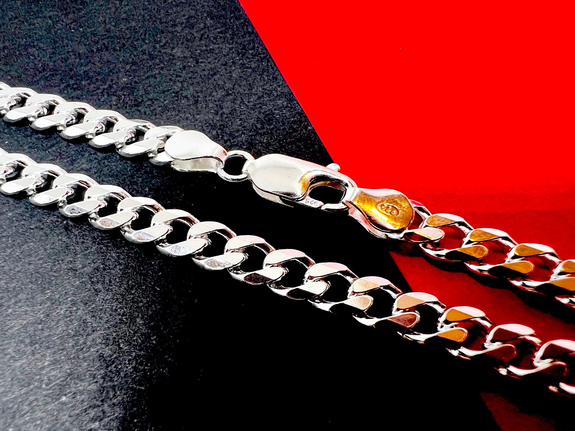 Chaîne massive Argent 925/1000 Poids 26.30 Grammes