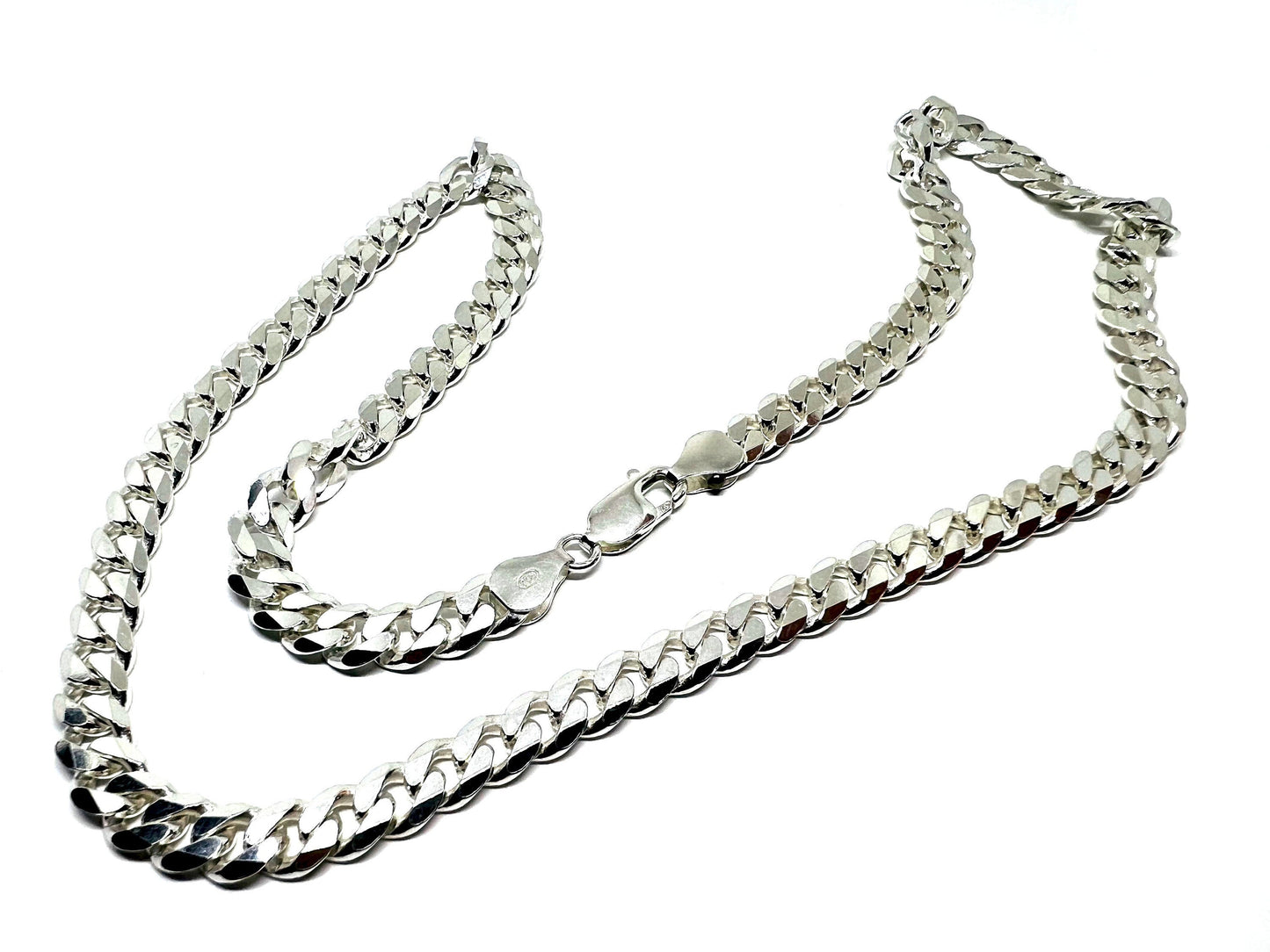 Chaîne massive Argent 925/1000 Poids 26.30 Grammes
