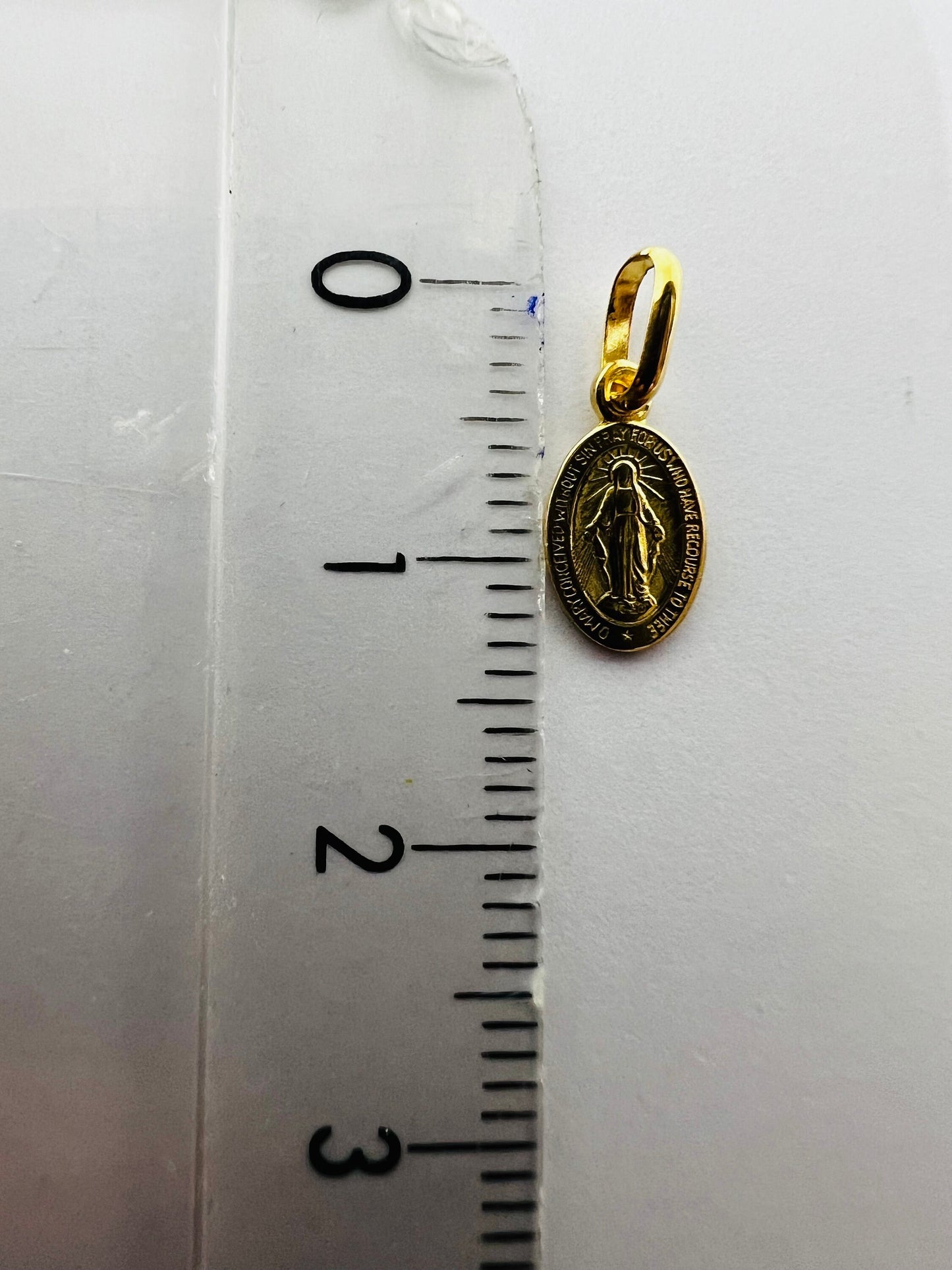Pendentif Or Jaune massif 18k 750% Vierge Miraculeuse 1830
