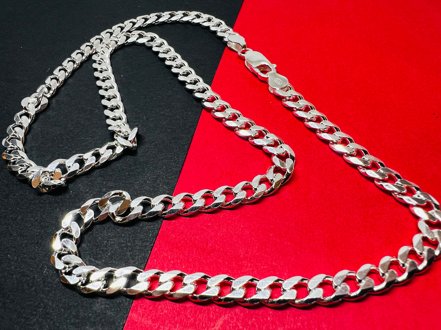 Chaîne massive Argent 925/1000 Poids 26.30 Grammes
