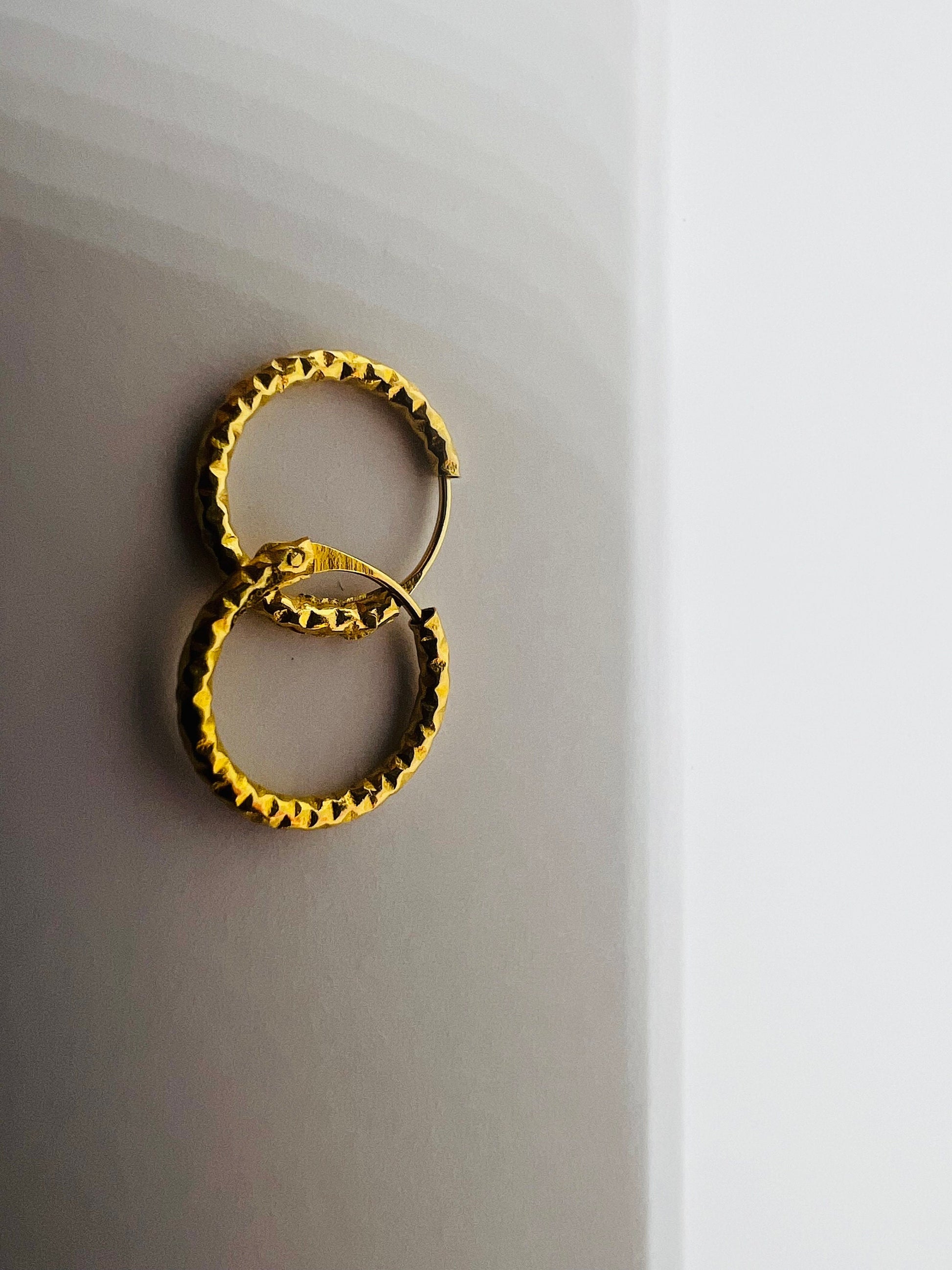 2 Créoles 8 mm Or Jaune massif 18k 750%