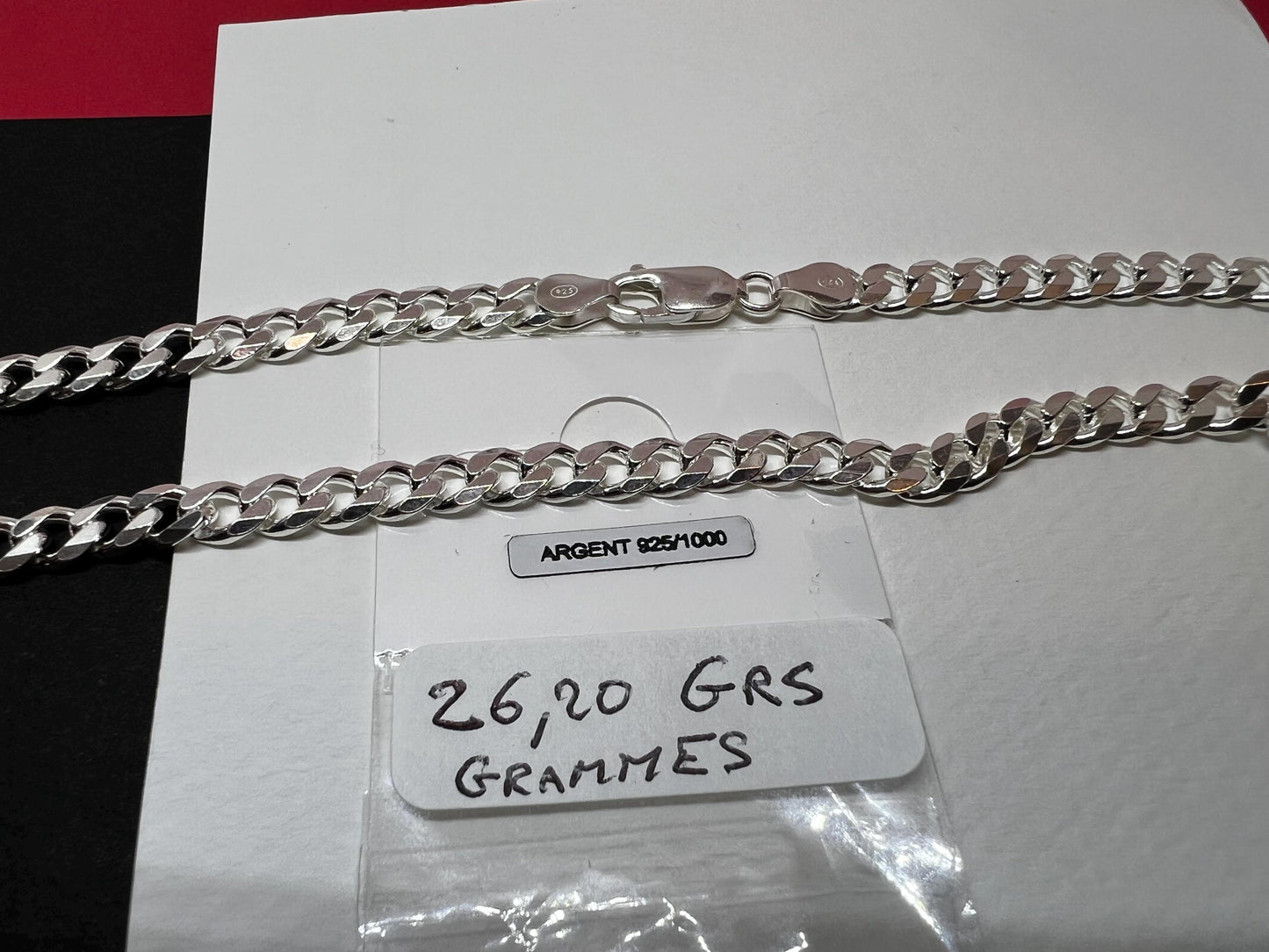 Chaîne massive Argent 925/1000 Poids 26.30 Grammes