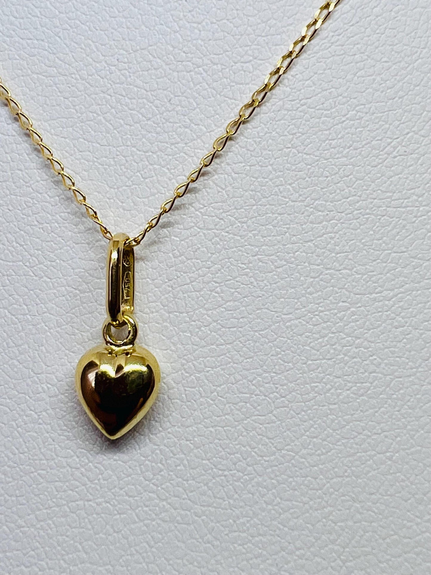Pendentif Or jaune massif 18k 750% Coeur amour